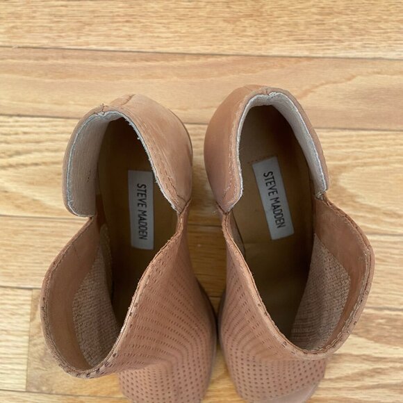 Steve Madden Tala Open Peep Toe Block Heel Booties Perforated Brown Leather Sz 7 - Picture 4 of 5